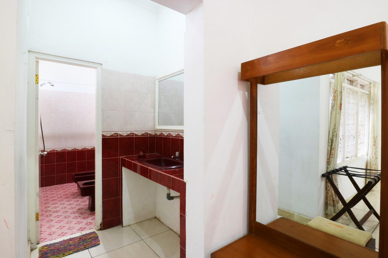 Villa Madani Paragajen エクステリア 写真
