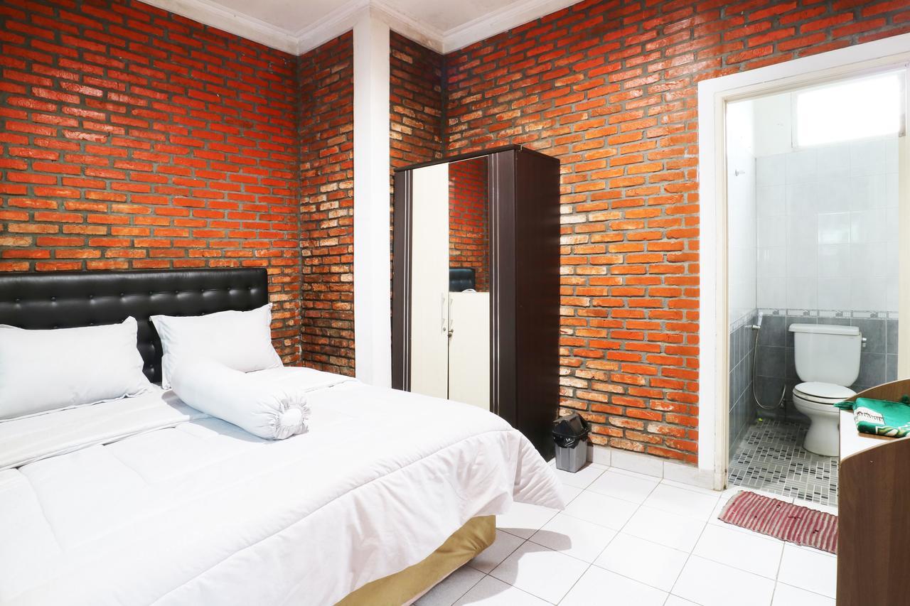 Villa Madani Paragajen エクステリア 写真
