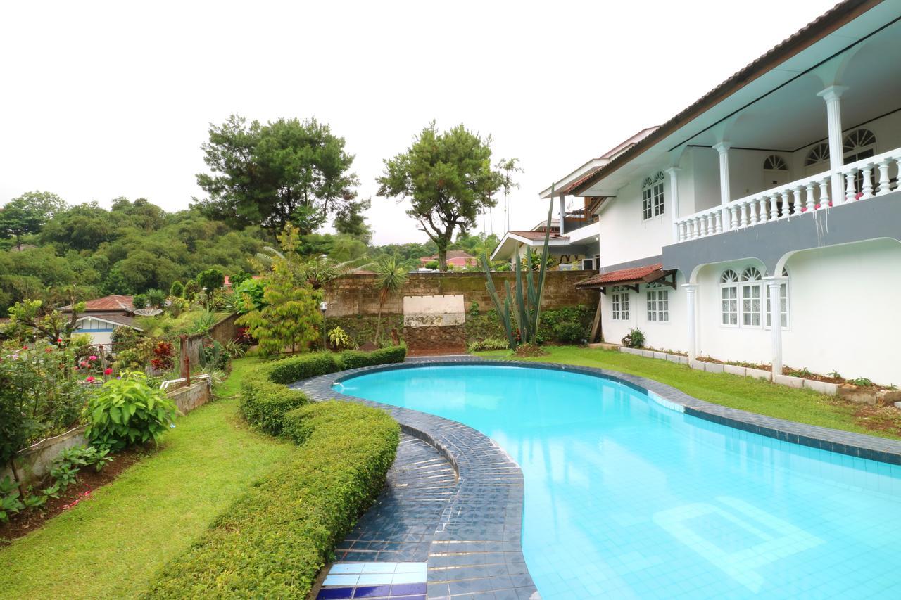 Villa Madani Paragajen エクステリア 写真