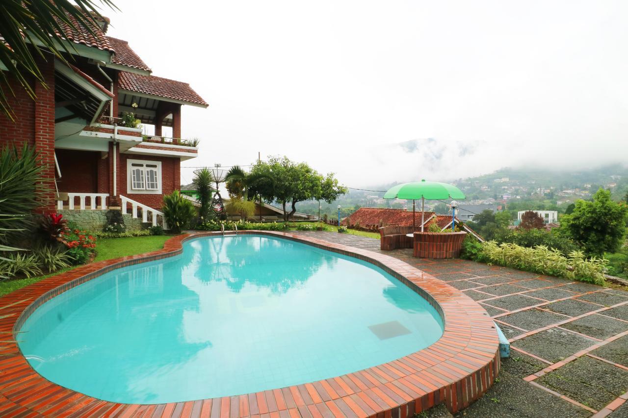 Villa Madani Paragajen エクステリア 写真